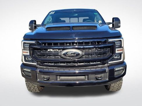 Used 2021 Ford F250 Lariat image 3
