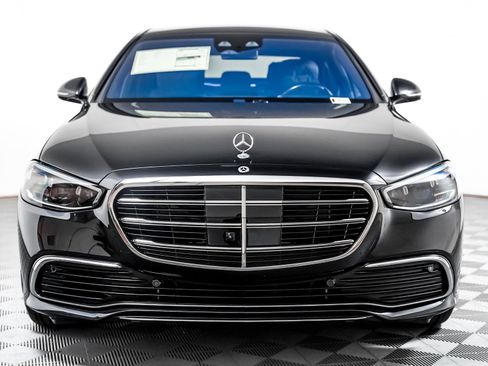 New 2026 Mercedes-Benz S 580 4MATIC Sedan image 13