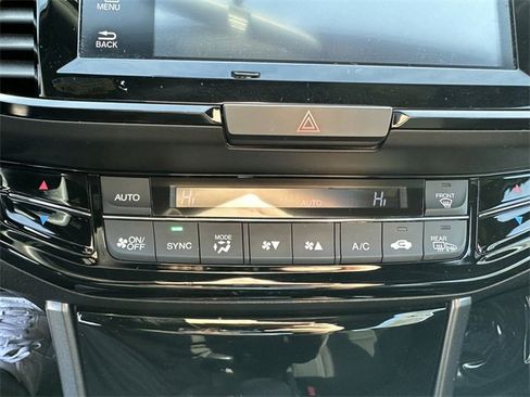 Used 2016 Honda Accord EX image 24