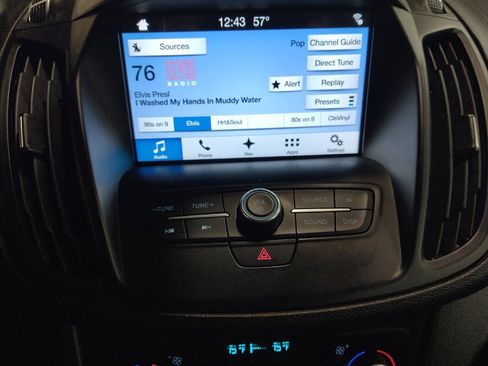 Used 2018 Ford Escape SEL w/ Ford Safe & Smart Package AWD/4WD image 25