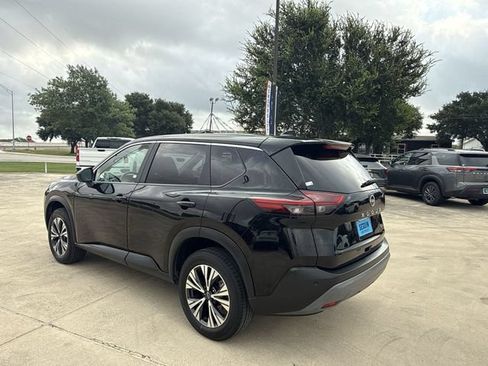 Used 2023 Nissan Rogue SV FWD image 36