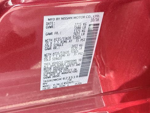 Used 2017 Nissan Pathfinder Platinum w/ Family Entertainment Package AWD/4WD image 35