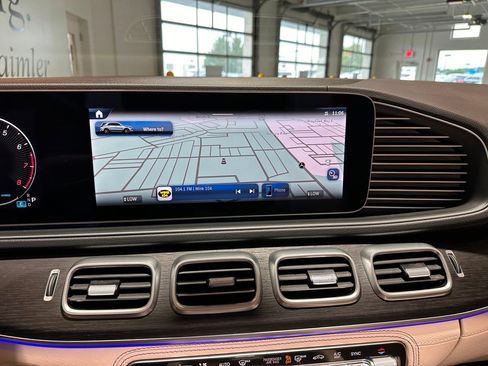 Certified 2026 Mercedes-Benz GLE 350 4MATIC image 9