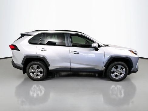 Used 2025 Toyota RAV4 XLE FWD image 3