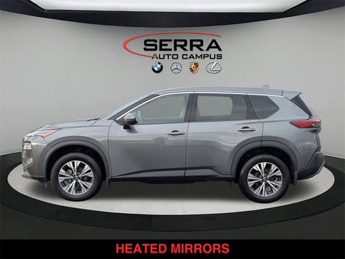 Used 2021 Nissan Rogue SV image 16