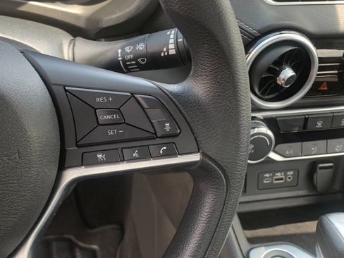 Used 2025 Nissan Sentra SV FWD image 28