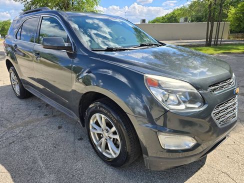 Used 2017 Chevrolet Equinox LT w/ Convenience Package AWD/4WD image 3