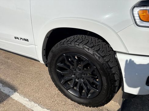 Used 2025 RAM 1500 Limited AWD/4WD image 4