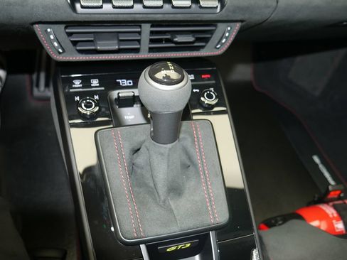 Certified 2025 Porsche 911 GT3 RWD image 24