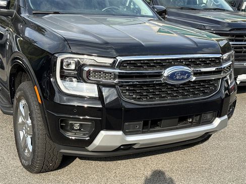 New 2025 Ford Ranger Lariat w/ Chrome Accent Package image 8