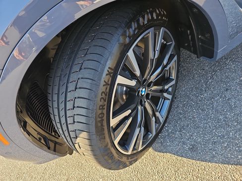 New 2026 BMW X7 xDrive40i w/ Premium Package image 35