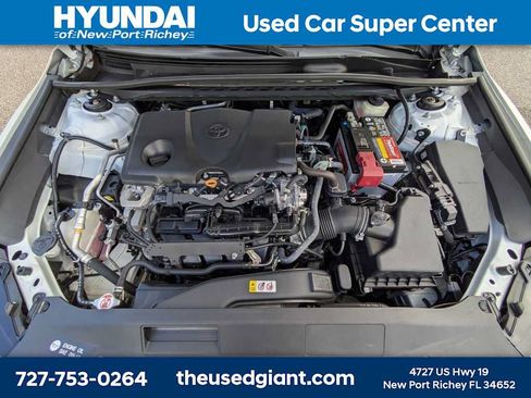 Used 2022 Toyota Camry LE FWD image 13