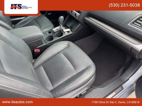 Used 2016 Subaru Legacy 3.6R Limited image 10