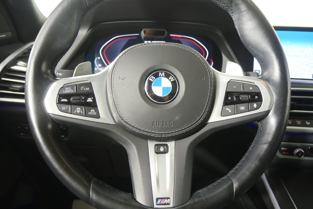 Used 2022 BMW X7 M50i AWD/4WD image 21