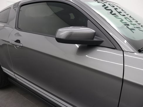 Used 2011 Ford Mustang Shelby GT500 RWD image 25