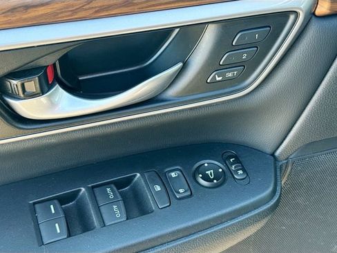 Used 2020 Honda CR-V EX-L image 17