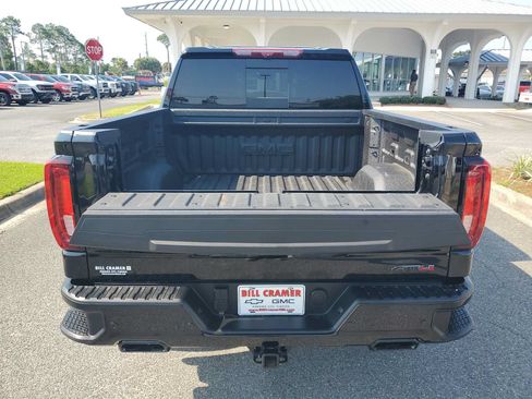 Used 2026 GMC Sierra 1500 AT4 w/ AT4 Premium Package AWD/4WD image 5