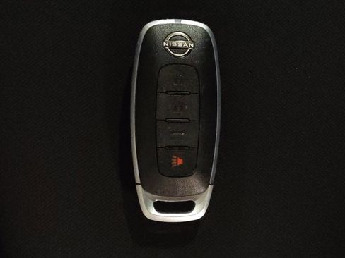 Used 2025 Nissan Sentra S image 32