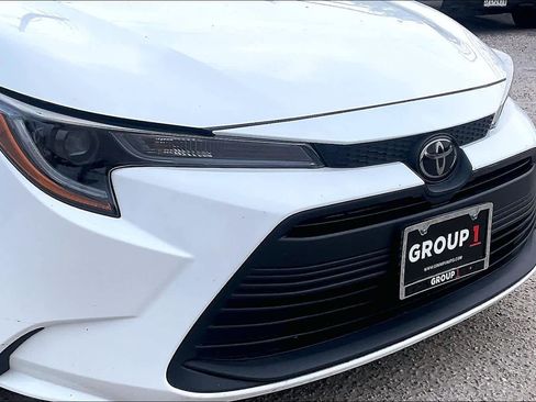 Used 2024 Toyota Corolla LE FWD image 29