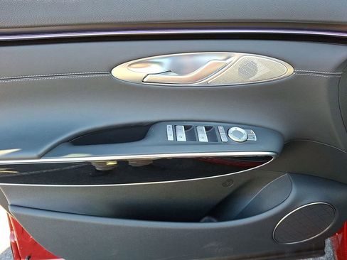 Used 2026 Genesis GV70 2.5T image 10