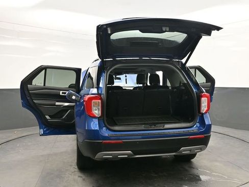 Used 2021 Ford Explorer XLT w/ Equipment Group 202A image 42