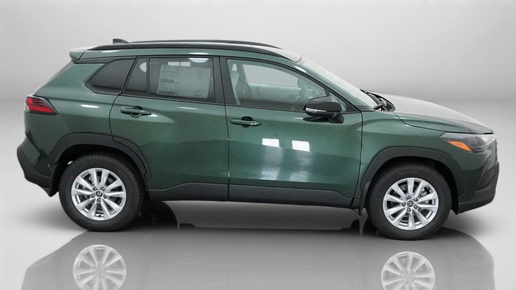 New 2026 Toyota Corolla Cross LE FWD image 14