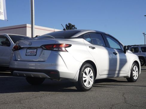 New 2025 Nissan Versa S image 4