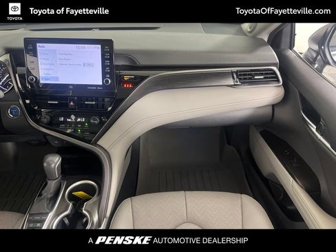 Used 2024 Toyota Camry XLE w/ Navigation Package FWD image 15