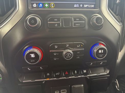 Used 2022 Chevrolet Silverado 1500 LT w/ Bed Protection Package image 19