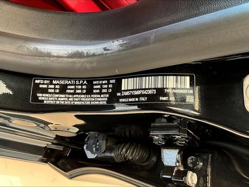 Used 2023 Maserati Ghibli Modena RWD image 19