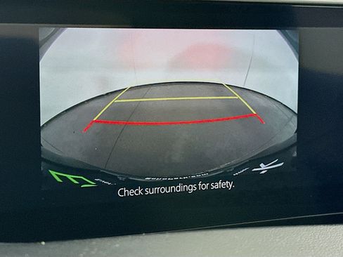 Used 2024 MAZDA MAZDA3 s image 22