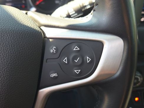 Used 2020 GMC Terrain SLE FWD image 11