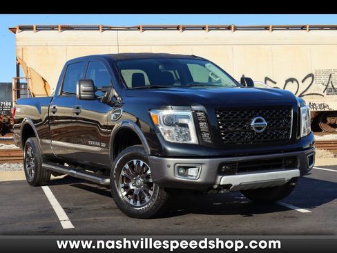 Used 2016 Nissan Titan PRO-4X w/ Pro-4x Convenience Package AWD/4WD image 1