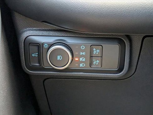 Used 2025 Ford Explorer ST image 10