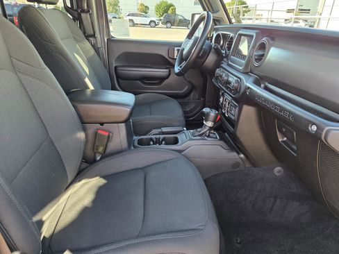 Certified 2021 Jeep Wrangler Unlimited Sport image 32