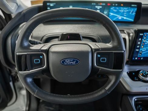 Used 2025 Ford Expedition Max Active image 40