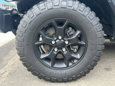 Used 2022 Jeep Wrangler Unlimited Sport AWD/4WD image 12