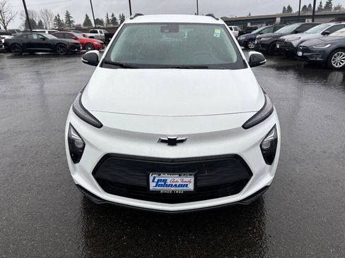 Used 2023 Chevrolet Bolt EUV LT w/ Convenience Package image 2
