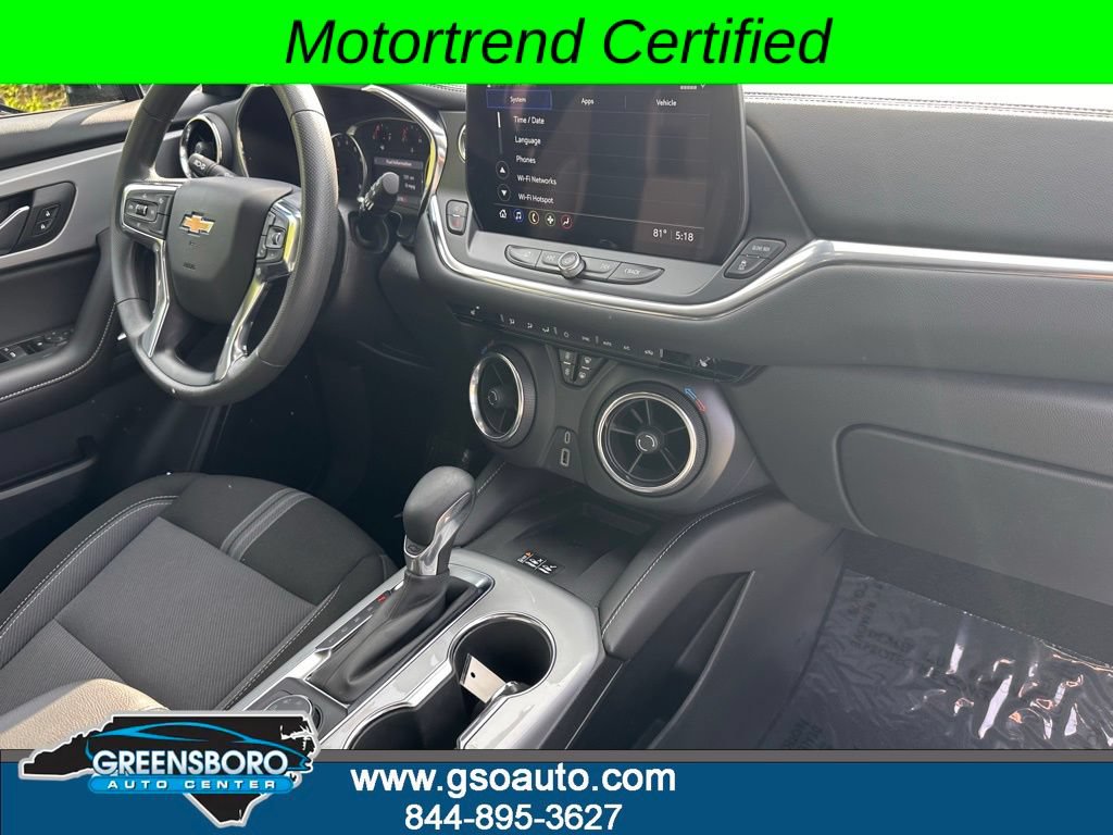 Used 2024 Chevrolet Blazer LT w/ Convenience Package FWD image 17