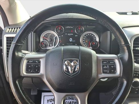 Used 2022 RAM 1500 Classic SLT w/ Electronics Convenience Group AWD/4WD image 22