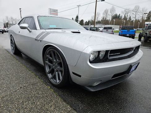 Used 2009 Dodge Challenger R/T image 6