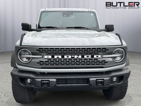 Used 2023 Ford Bronco Badlands image 7