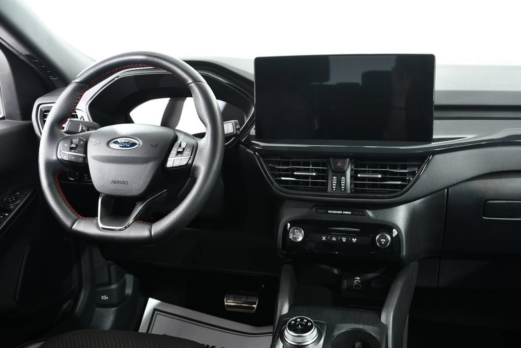 Used 2024 Ford Escape ST-Line w/ Tech Pack #1 AWD/4WD image 8