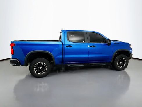 Used 2022 Chevrolet Silverado 1500 ZR2 w/ Technology Package AWD/4WD image 11