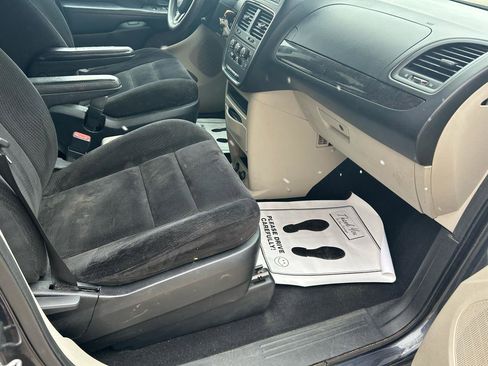 Used 2014 Dodge Grand Caravan SE w/ Quick Order Package 29E SE image 12