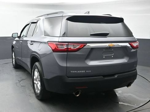 Used 2021 Chevrolet Traverse LT AWD/4WD image 3