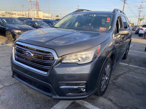 Used 2019 Subaru Ascent Limited AWD/4WD image 2