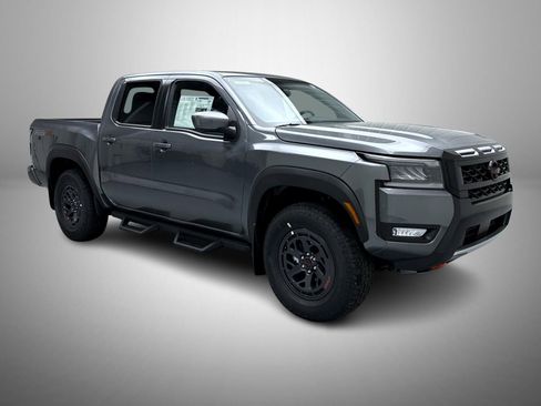 New 2026 Nissan Frontier PRO-4X w/ Pro-4x Convenience Package AWD/4WD image 3