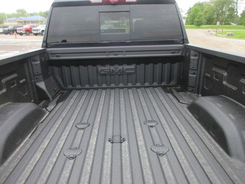 New 2026 GMC Sierra 2500 AT4 w/ AT4 Premium Plus Package AWD/4WD image 7