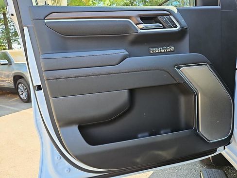 New 2026 Chevrolet Silverado 1500 High Country AWD/4WD image 13